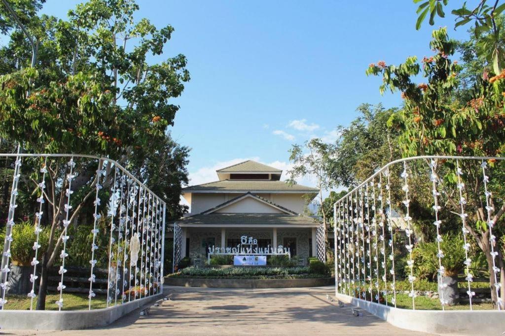 Rajapruek Place Chiang Mai Buitenkant foto