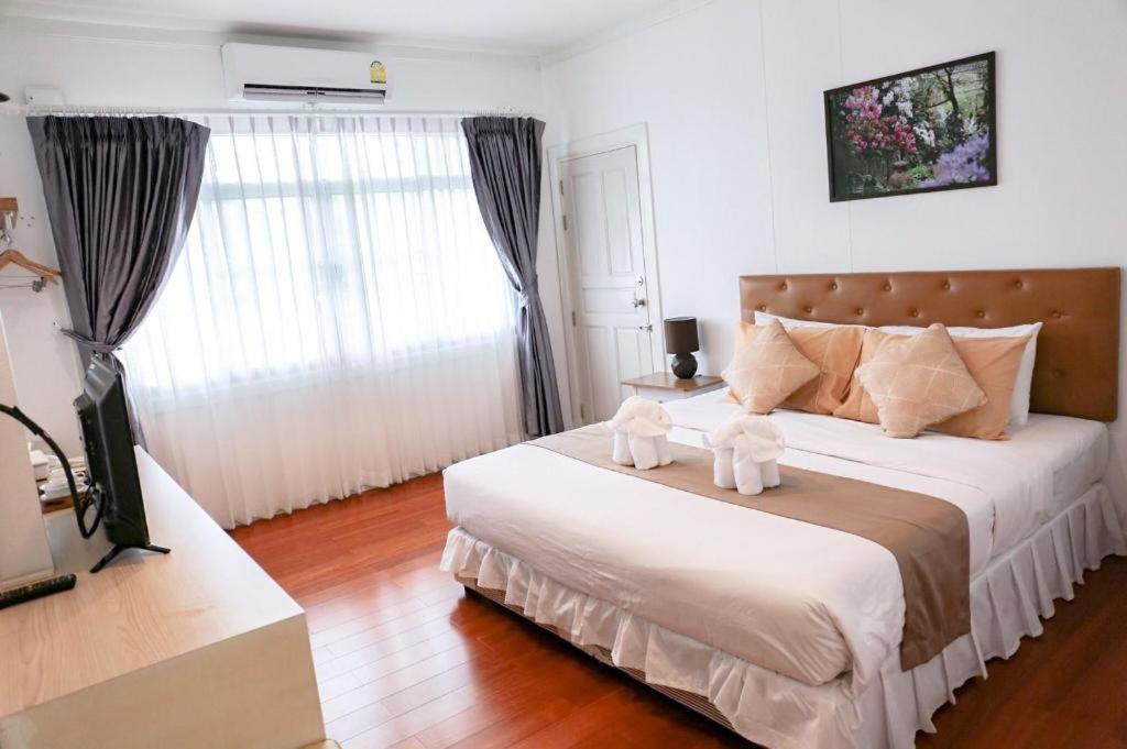 Rajapruek Place Chiang Mai Buitenkant foto