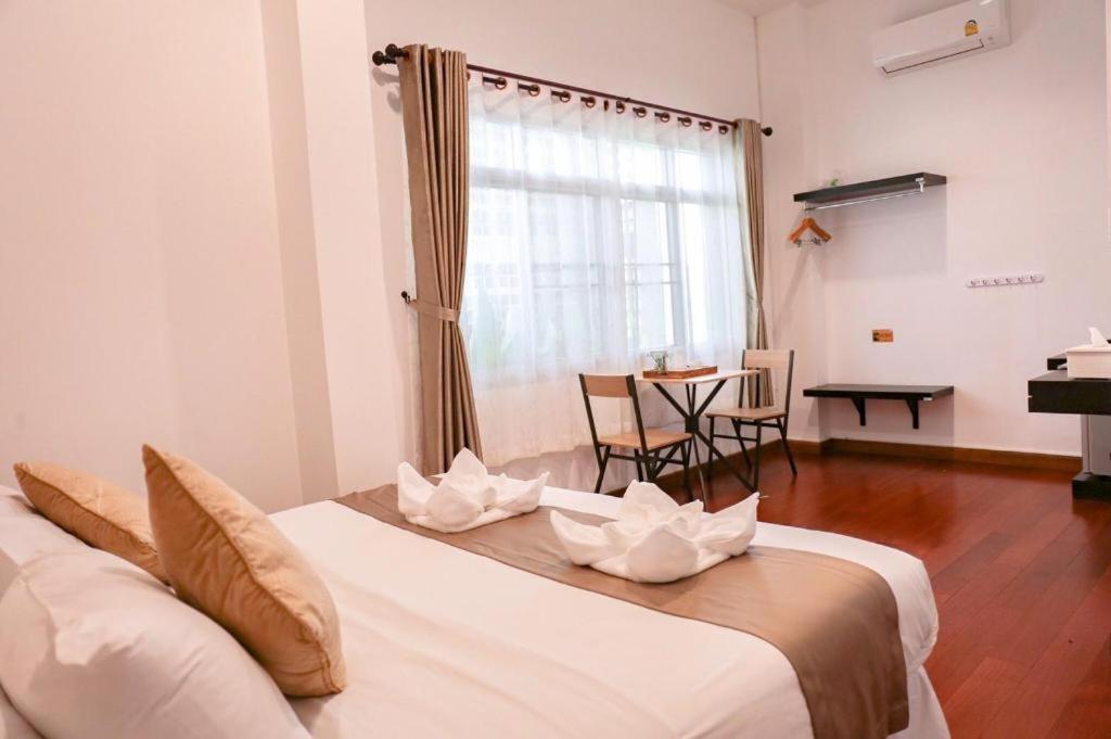 Rajapruek Place Chiang Mai Buitenkant foto