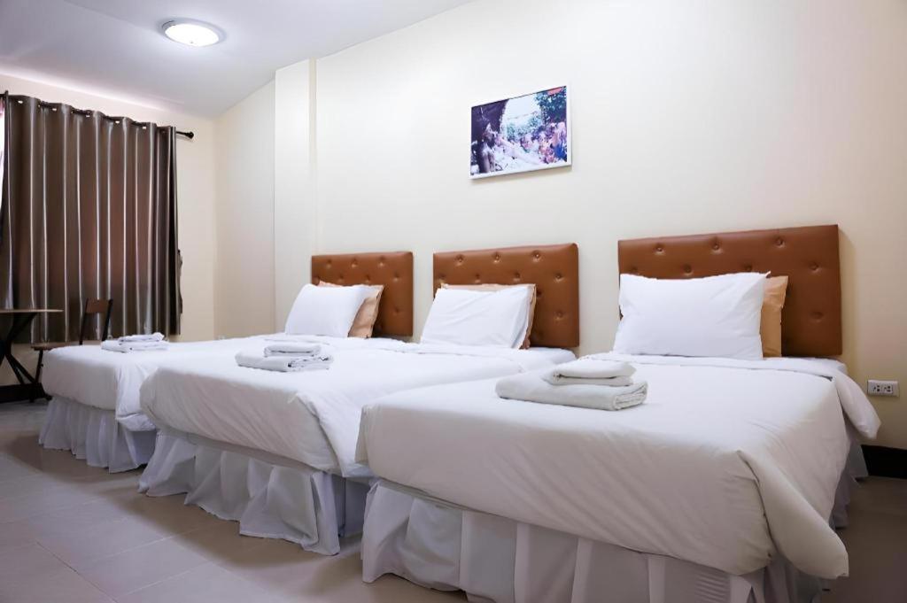 Rajapruek Place Chiang Mai Buitenkant foto
